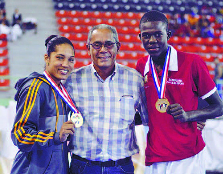 Pie y Disnancy Ganan Oro Abierto Mundial Taekwondo