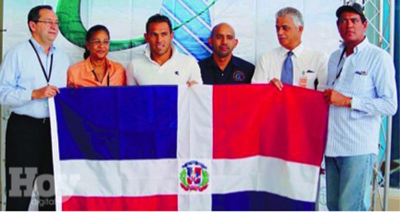 ¡Lo Recibieron Como Héroe del Tenis!